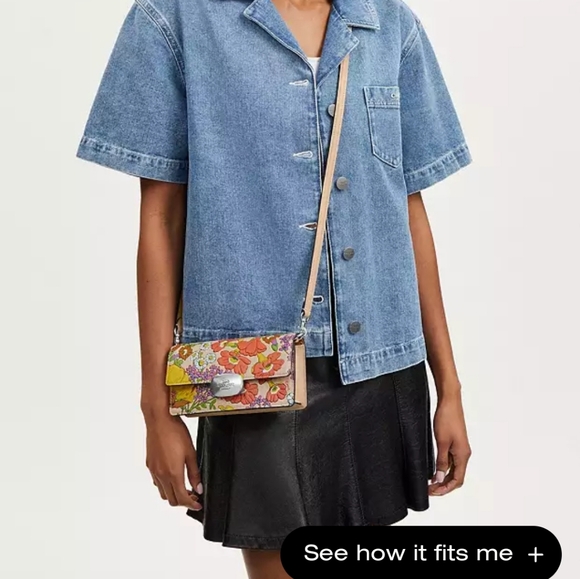 Coach Elsa Small flap Crossbody with floral print - Picture 1 of 5